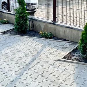 PKW Stellplatz im Hof anmietbar