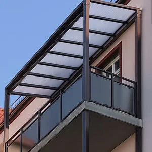 Icon Balkon mit Glasbrüstung