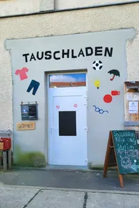 Tauschladen Leipzig-Plagwitz – Ort für gemeinschaftliches Tauschen von Kleidung, Büchern und Haushaltsgegenständen