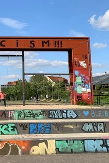 Bürgerbahnhof Plagwitz – ehemaliger Güterbahnhof, heute kreativer Gemeinschaftsort mit Urban Gardening und Kulturangeboten