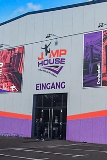 JUMP House Leipzig – Trampolinpark und Freizeitattraktion in Plagwitz