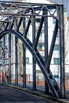 Könneritzbrücke Leipzig-Plagwitz – historische Brücke über die Weiße Elster, verbindet Plagwitz mit Schleußig